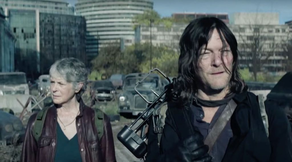 Norman Reedus i Melissa McBride jako Daryl Dixon.i Carol Peletier w III sezonie serialu "The Walking Dead: Daryl Dixon", akcja rozgrywa się w Anglii i Hiszpanii, 2025, Canal+, recenzja, opinie