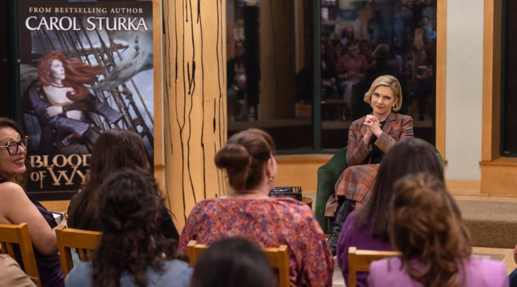 recenzja serialu "Jedyna" (Pluribus), Apple TV, Rhea Seehorn jako Carol Sturka, opinie