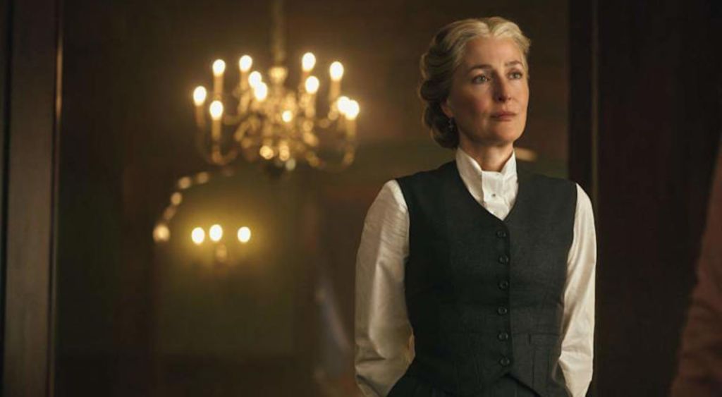 Gillian Anderson jako Constance Van Ness w serialu "Odrzuceni" (The Abandons) na Netflix, recenzja, opinie