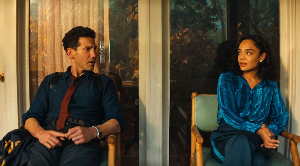 Jon Bernthal i Tessa Thompson jako Jack Harper i Anna Andrews w serialu "Zabójcza przyjaźń" (His & Hers), recenzje, opinie, Netflix, 2026