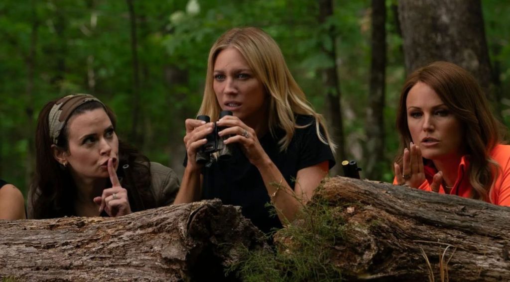 Klub polujących żon, Brittany Snow jako Sophie O'Neil