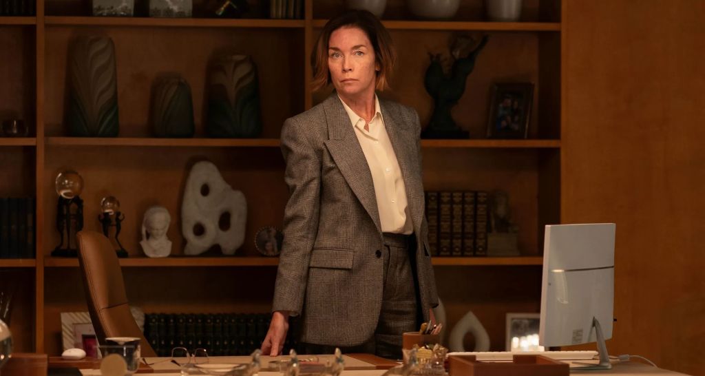 Julianne Nicholson jako Sinatra w serialu "Paradise" (sezon 2), Disney+, marzec 2026