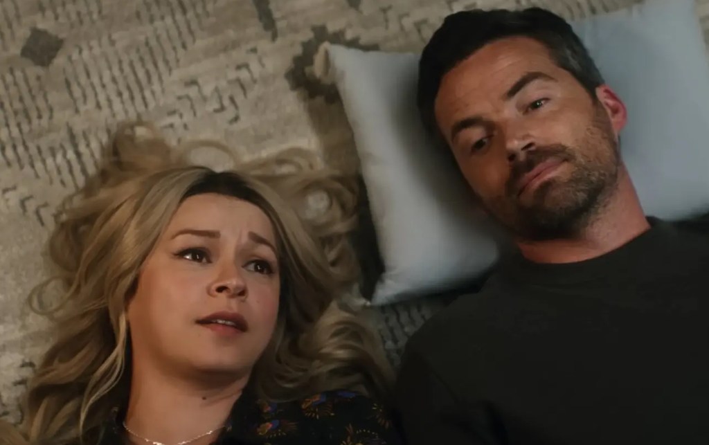 Ian Harding i Julia Chan w serialu "Splot" na platformie streamingowej Netflix, opinie, oceny